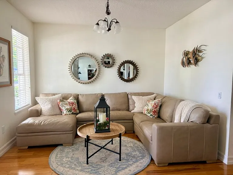 7001 Beargrass Rd — Photo 2