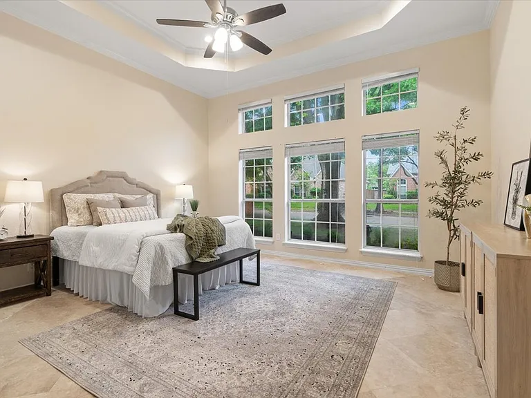 2633 Shadow Hill Ln — Photo 18