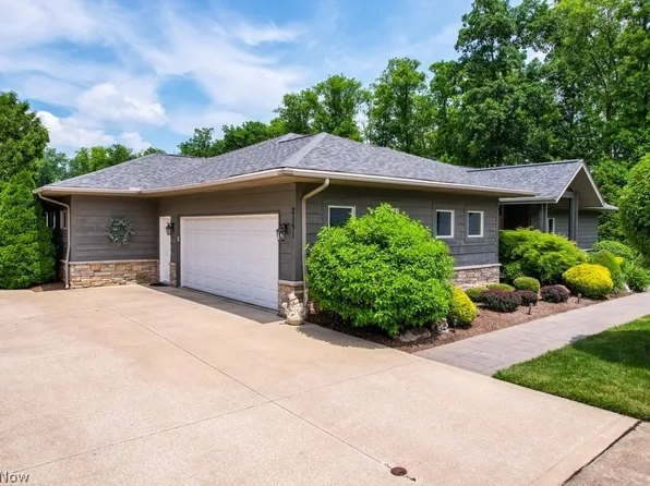 2151 Kirtland Ct, Hudson, OH 44236