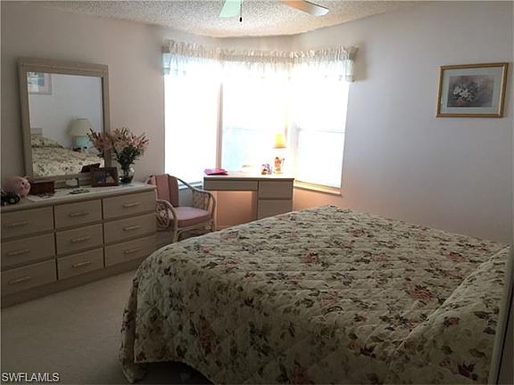 3rd image of 26236 Bonita Fairways Cir