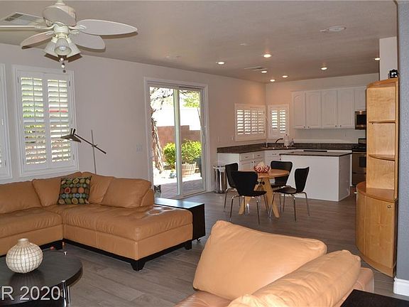 5th image of 11644 Aruba Beach Ave