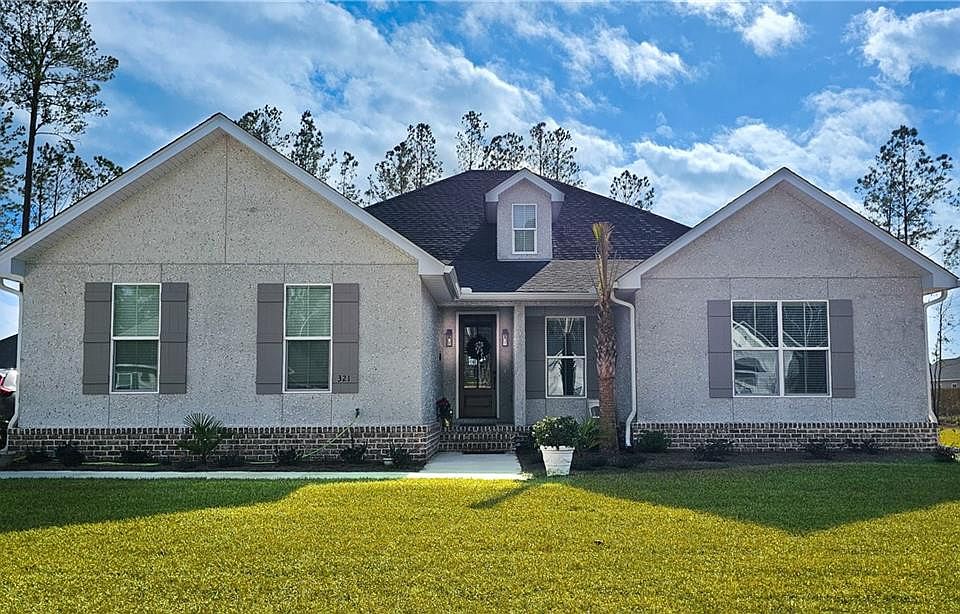 1st image of 321 Belmont Cir