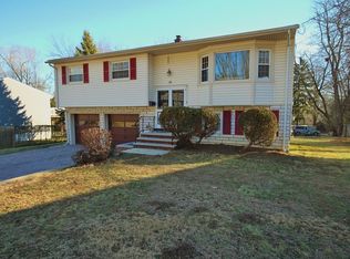 31 Bartman Rd, East Brunswick, NJ 08816