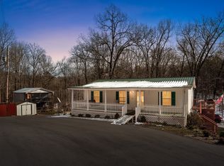 6966 Park Dr, Lyles, TN 37098