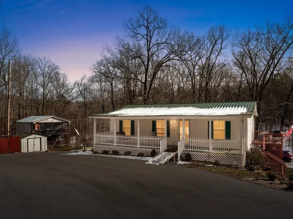 6966 Park Dr, Lyles, TN 37098