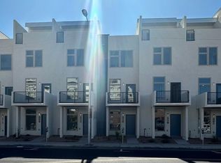 320 Titanium St SW, Albuquerque, NM 87102