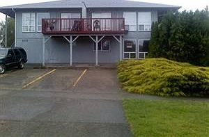 1st image of 1711 S 37th St APT 3