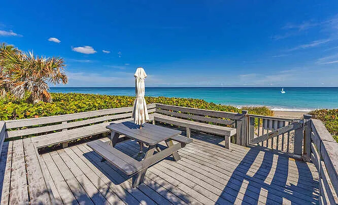 2 bed, 2.0 bath, 1047 sqft, $3,500 — Photo 4