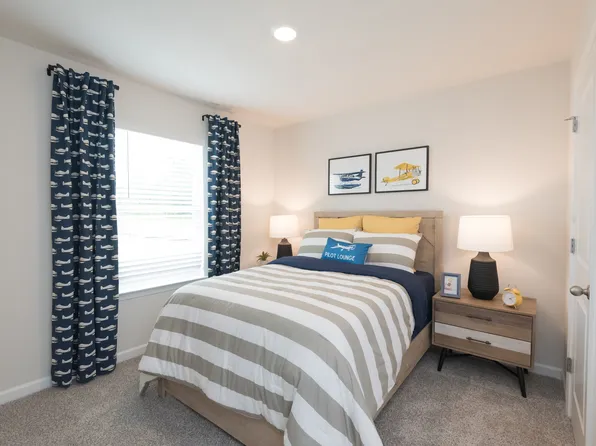 2809 Manor Dr, College Park, GA 30337