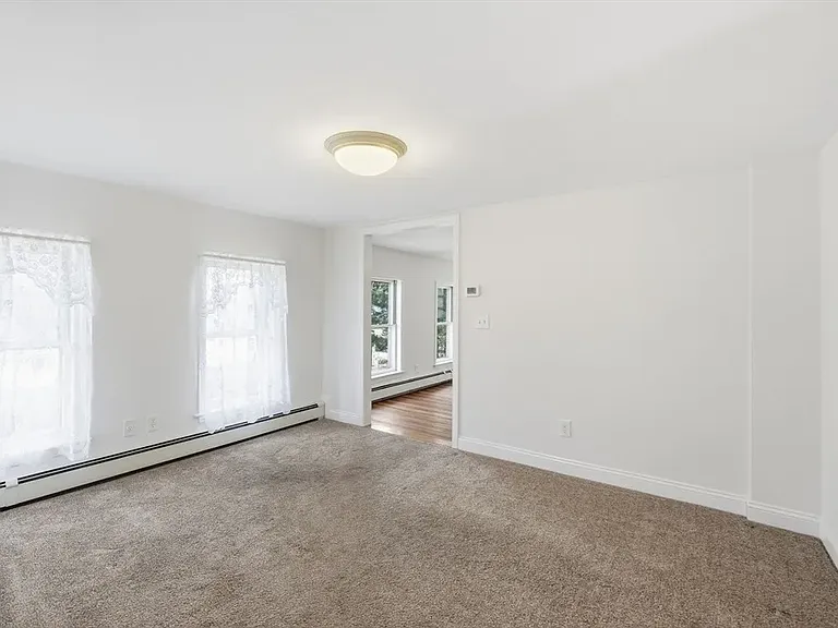 17 Church Ct — Photo 12