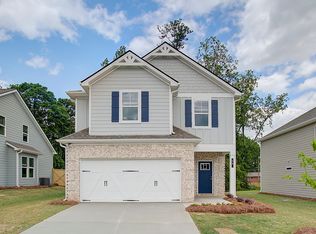 19 Camellia Dr, Fairburn, GA 30213