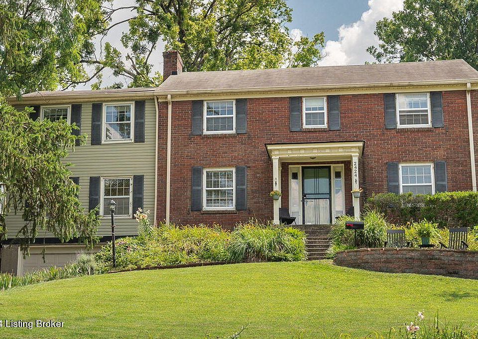 1st image of 2424 Ashwood Dr