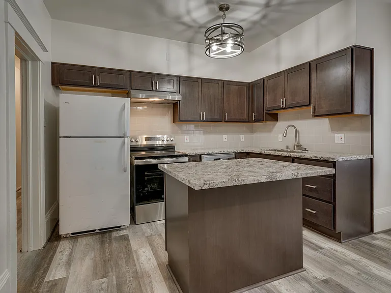 1500 Watt St #B — Photo 9