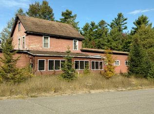 39 Pine Grove Ln, Vermontville, NY 12989