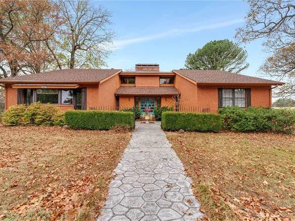 19647 Neills Bluff Rd, Springdale, AR 72764