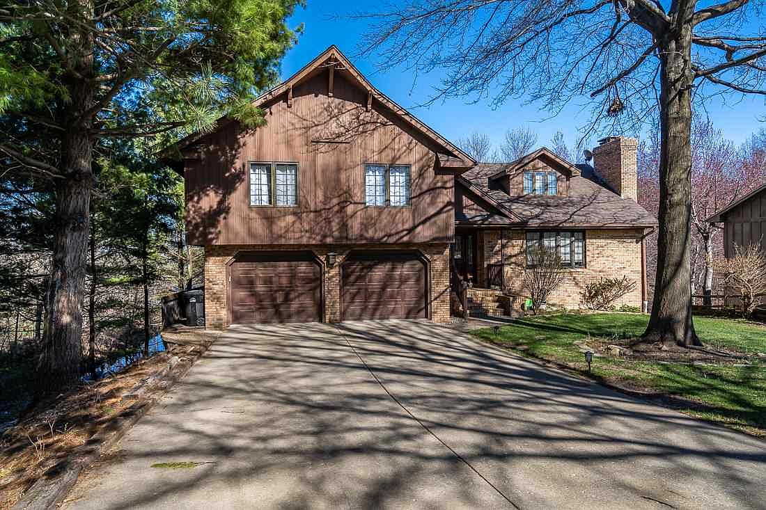 8 Brown Deer Cir, Coralville, IA 52241 Zillow