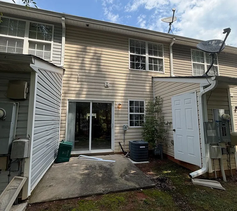 5137 Magnolia Tree Ln