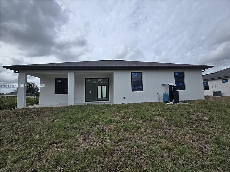 4624 Connie Ave N — Photo 30