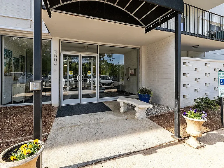 2503 Roswell Ave #207 — Photo 1