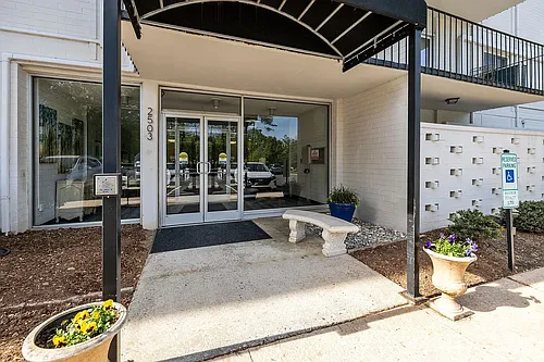 2503 Roswell Ave #207 Photo 1 2503 Roswell Ave #207 Photo 1