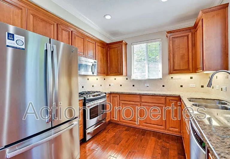 241 Granada Park Cir — Photo 11