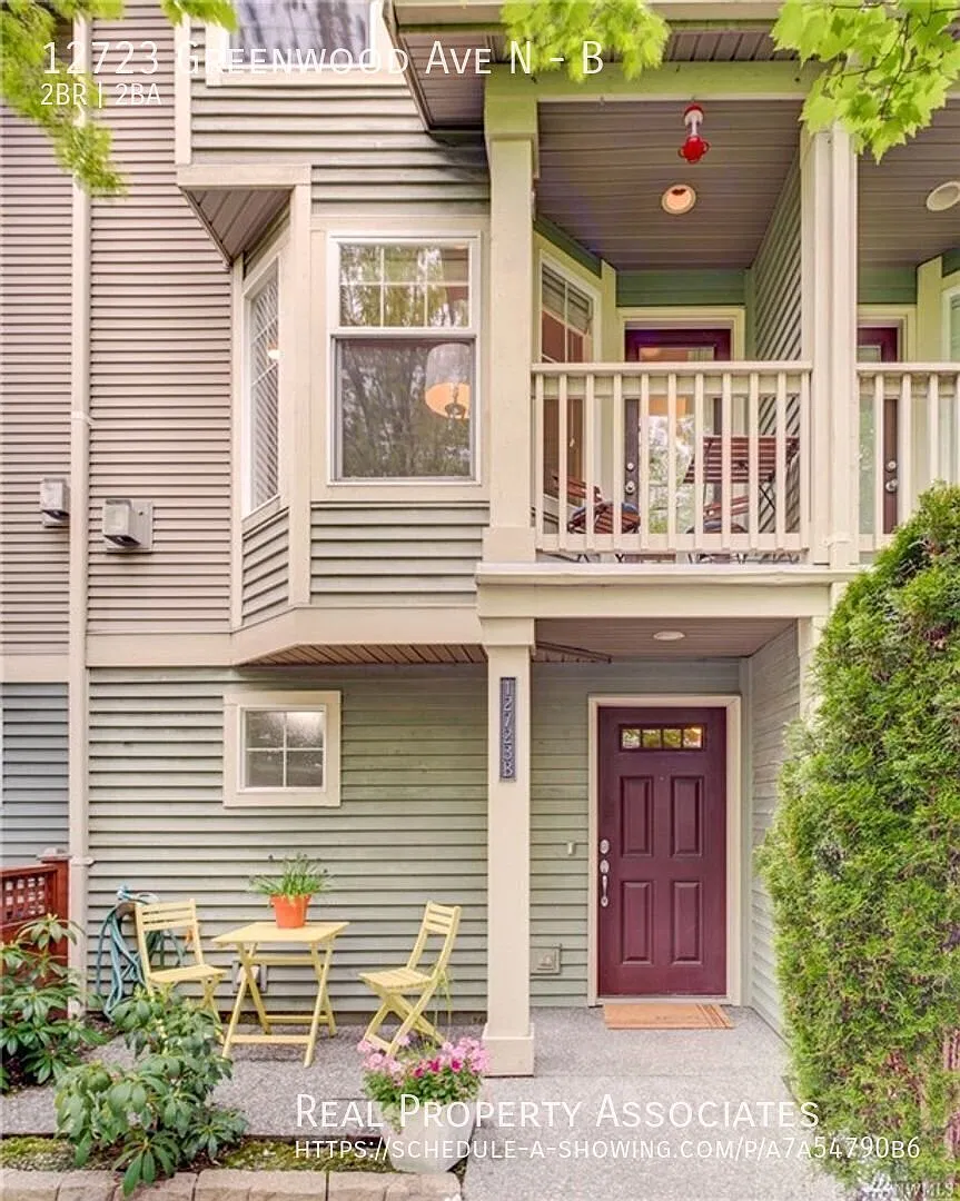Greenwood Townhouse — Photo 1