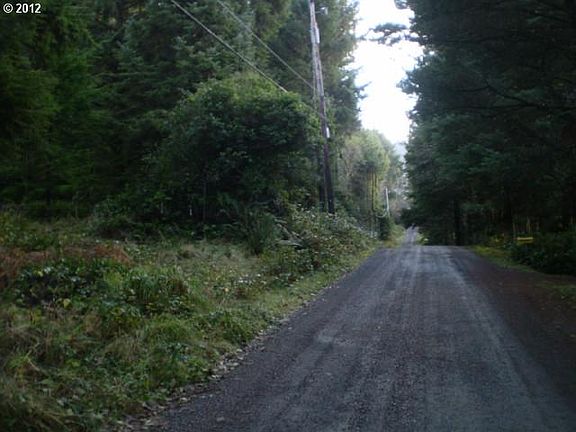 3rd image of Ray Brown Road Cove Bch