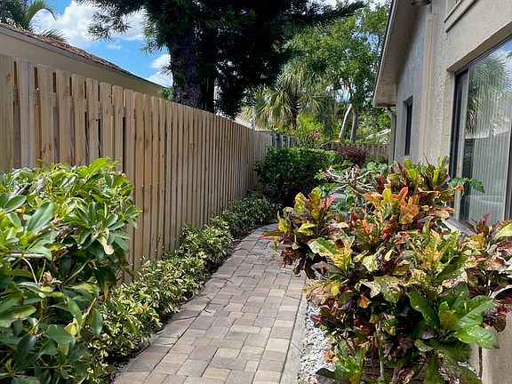 3rd image of 7735 Kenway Pl E