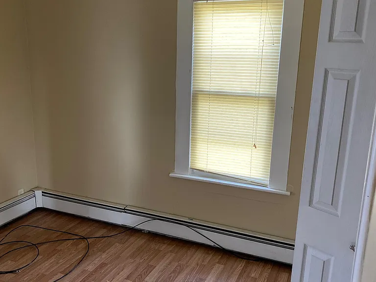 39 Holmes Ave #2 — Photo 6