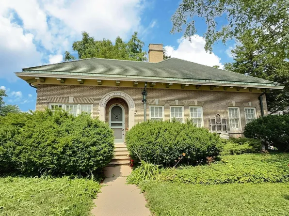 628 W Irving Ave, Oshkosh, WI 54901