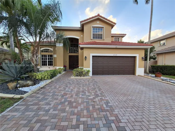 4125 Amber Ln, Weston, FL 33331