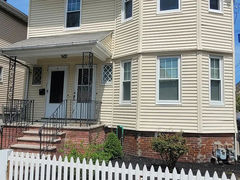 1 Eliot St — Photo 1