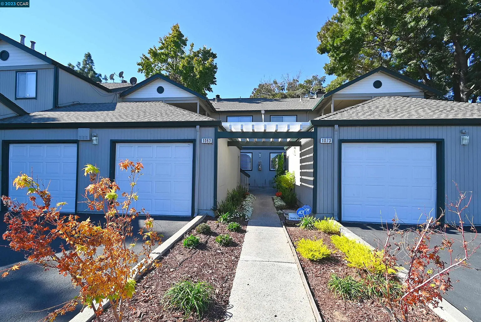 1071 Chadwick Cir photo 1