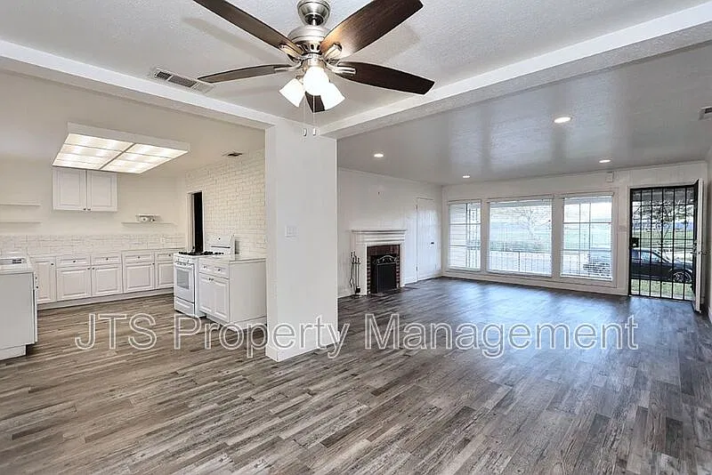 2 bed, 1.0 bath, 1087 sqft, $2,250 — Photo 4