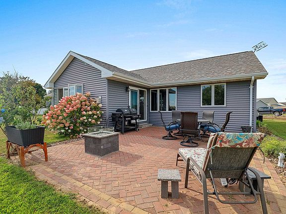 2nd image of 1028 Maple Vista Ct