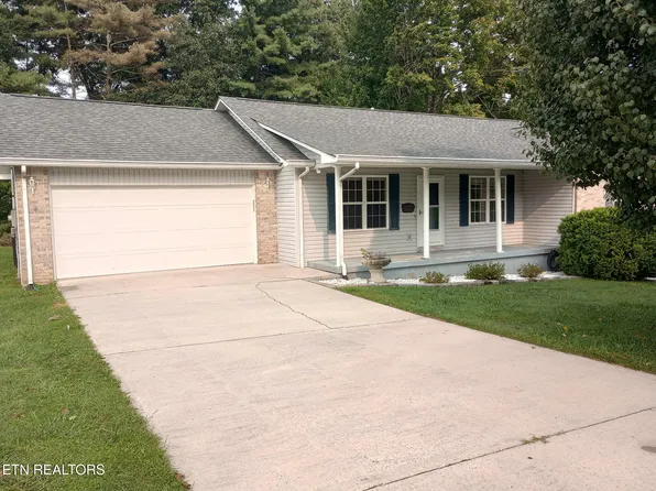 140 Southridge Cir, Crossville, TN 38555