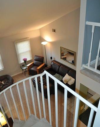 4th image of 20629 Shadyside Way #B