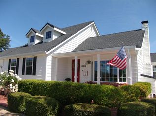 16214 Plateau Cir, Redding, CA 96001