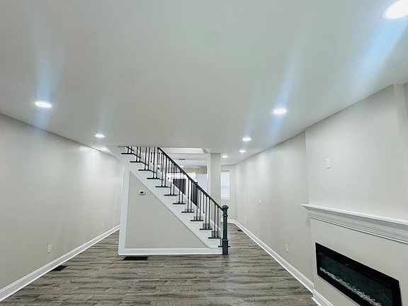 3rd image of 1840 73rd Ave