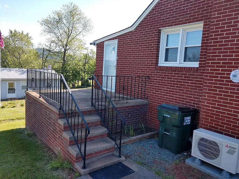 2931 Browns Gap Tpke — Photo 3