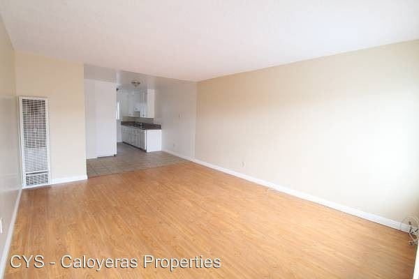 1st image of 721 Edgewood St APT 17