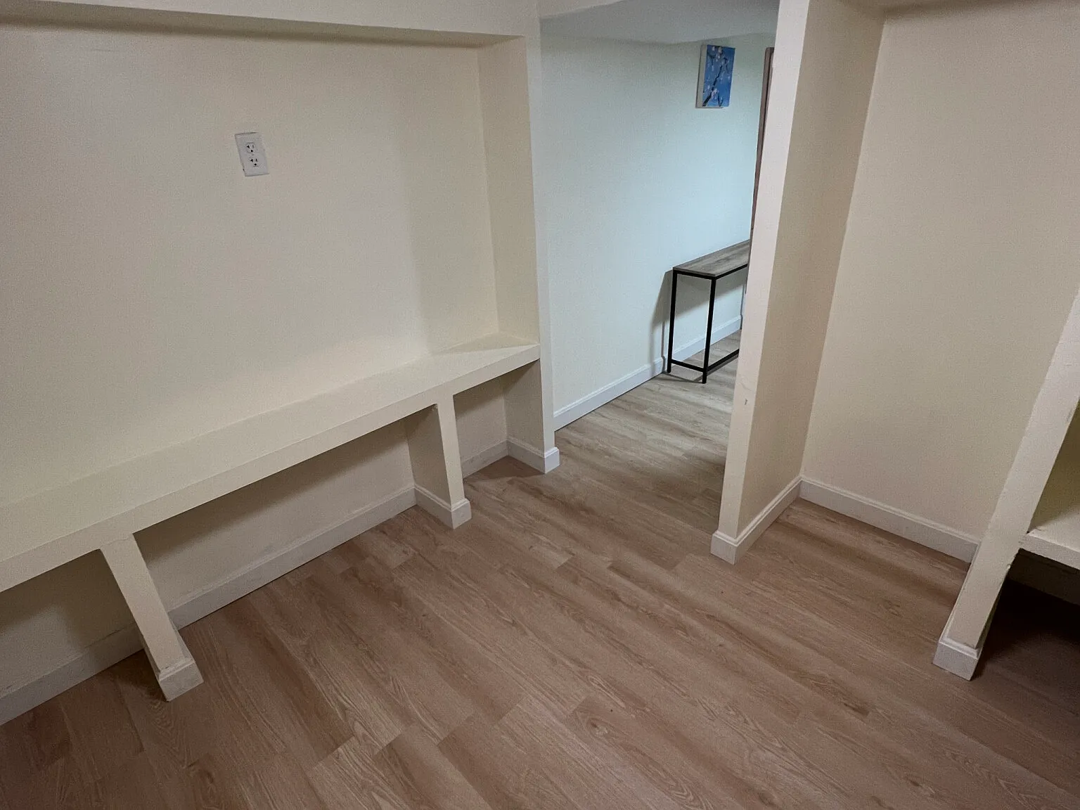 1 bed, 1.0 bath, $1,300 — Photo 4