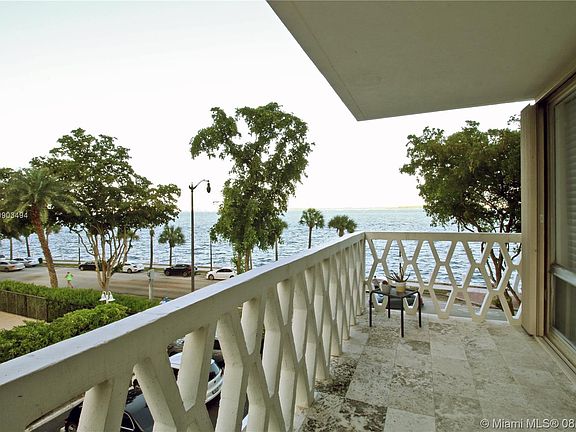 4th image of 1430 Brickell Bay Dr APT 304