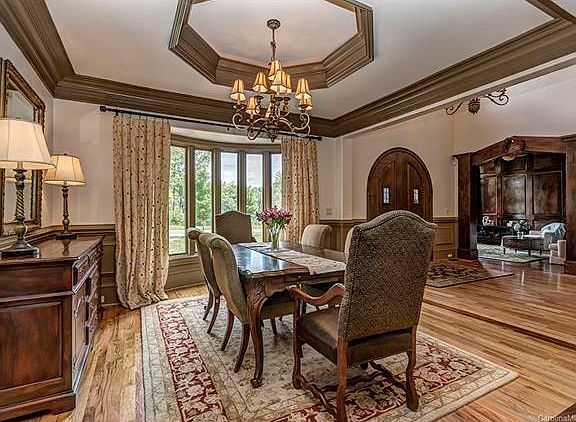 4th image of 16535 Bastille Dr
