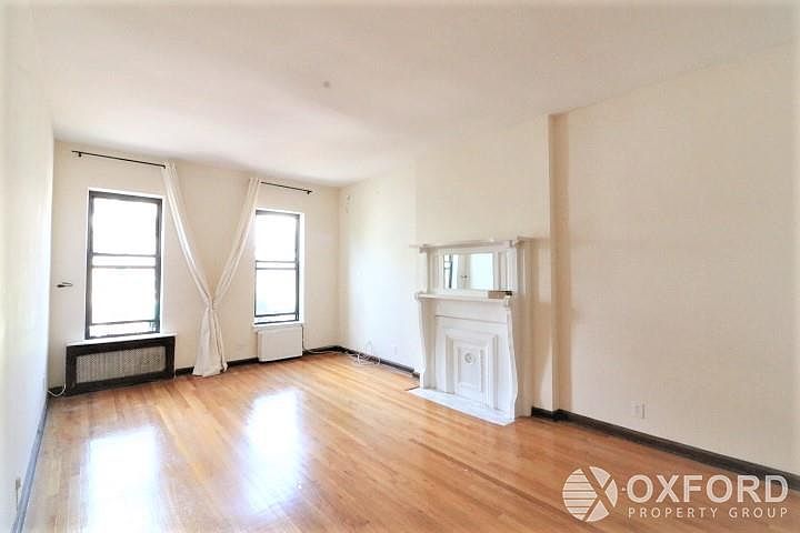 1st image of 43 W 75th St #4C