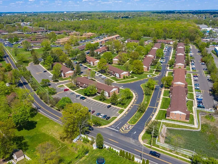 2180 Veterans Hwy — Photo 12