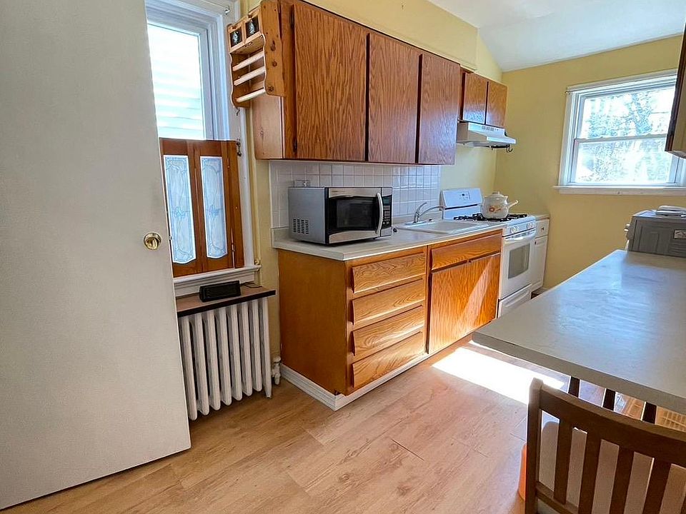 1st image of 110 Beverly Ave