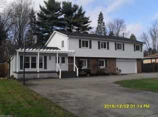 206 Butternut Ln, Northfield, OH 44067
