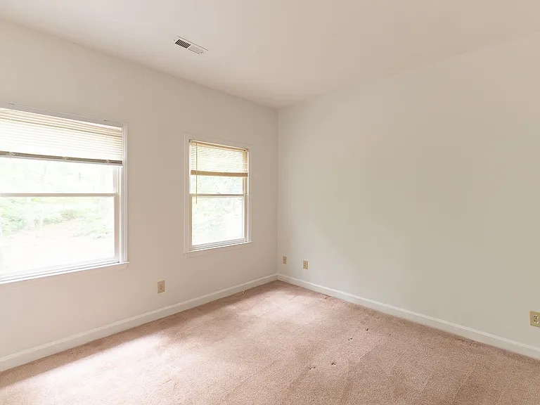 4916 Gold Crest Dr — Photo 27