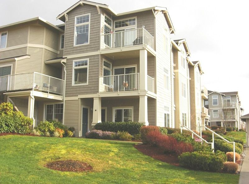 Welcome home to Capri community. Unit H on lower level to the right with handicap access.